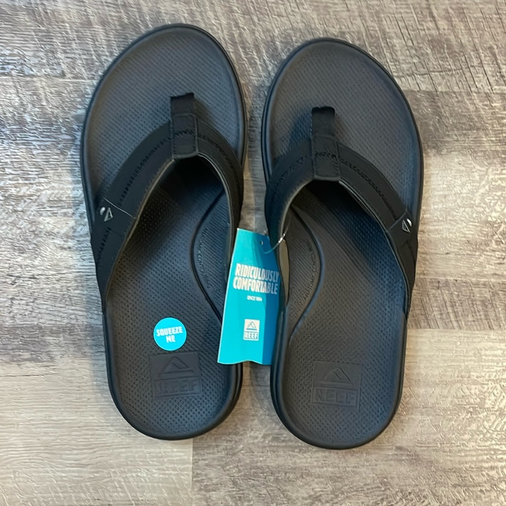 Black Reef Flip Flops